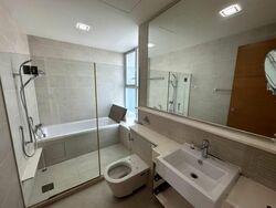 The Esta (D15), Condominium #557367631